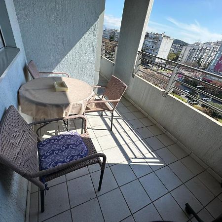 Great Location Two Bedroom Apatment "Maxim" Podgorica Kültér fotó